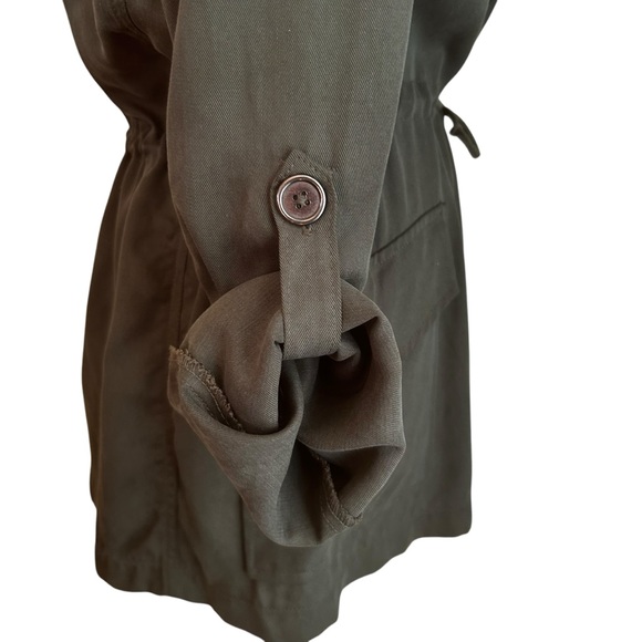 Revolve Cupcakes and Cashmere Army Jacket women’s sz medium olive green casual - Picture 8 of 15